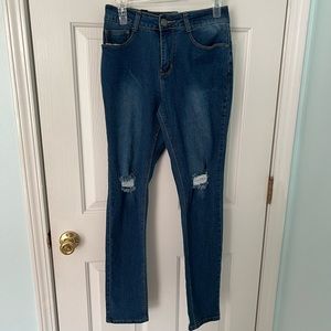 ❌$10❌🆕 A.W.J Distressed Stretch Jeans
